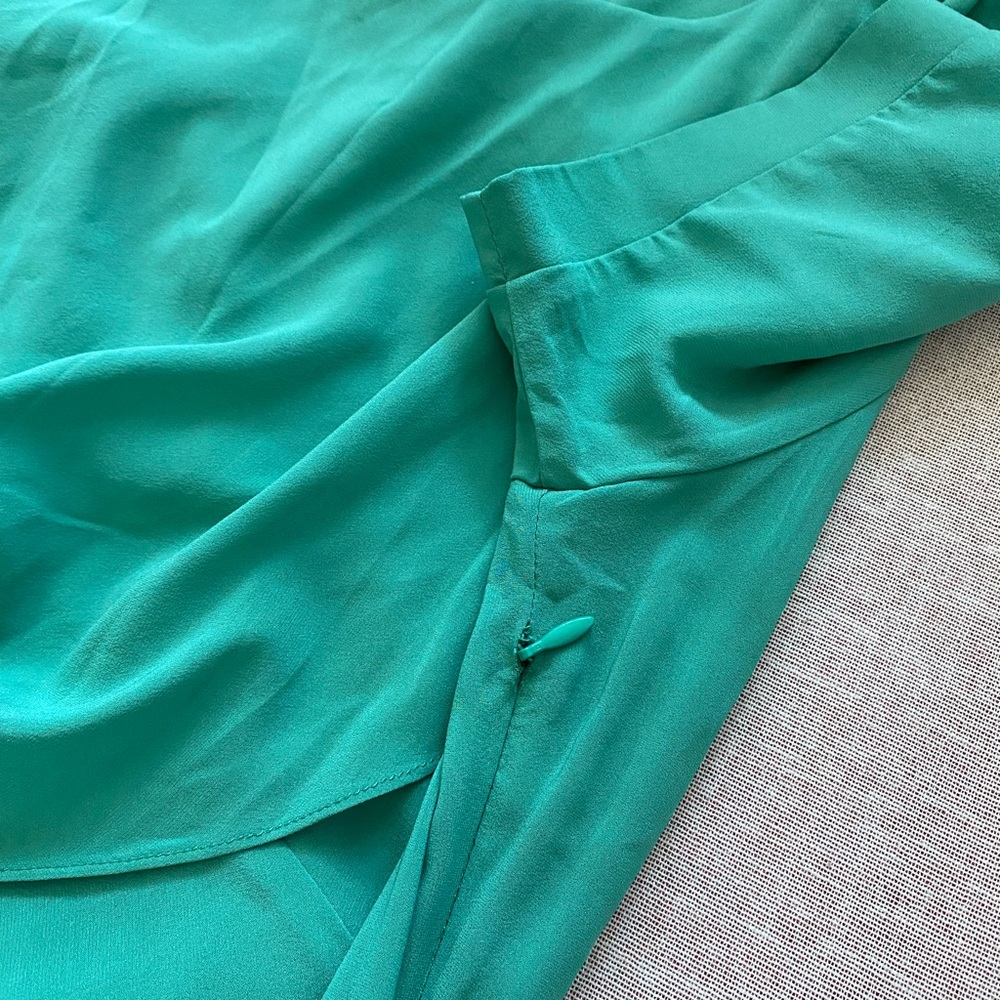 Vena Cava NWT green silk dress. - Picture 11 of 11
